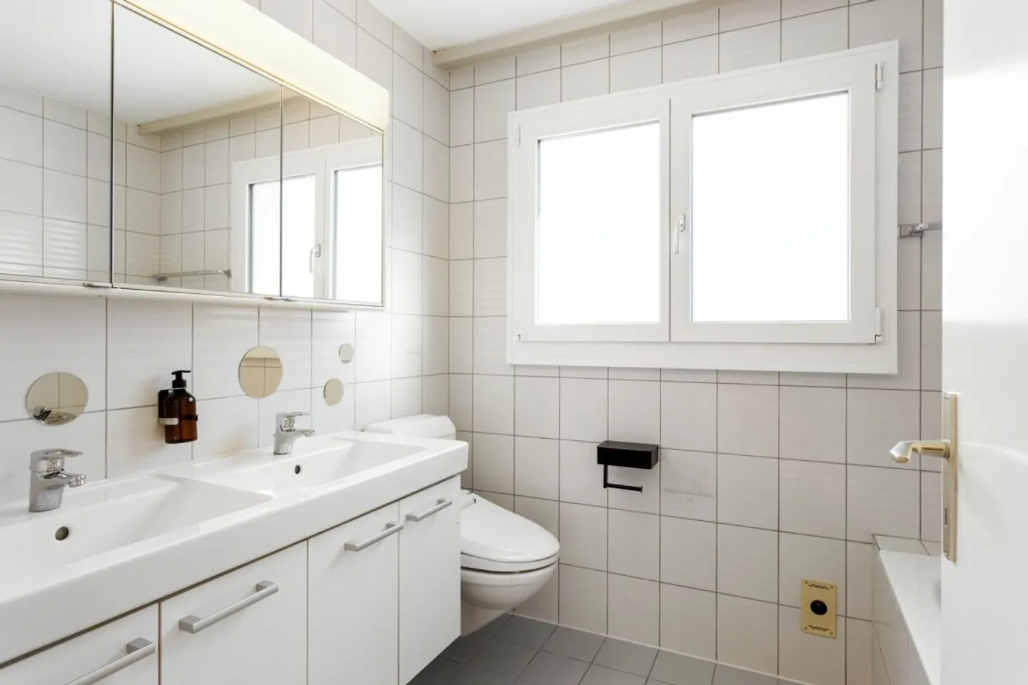 Sunny Times! - Photo 10 of 13