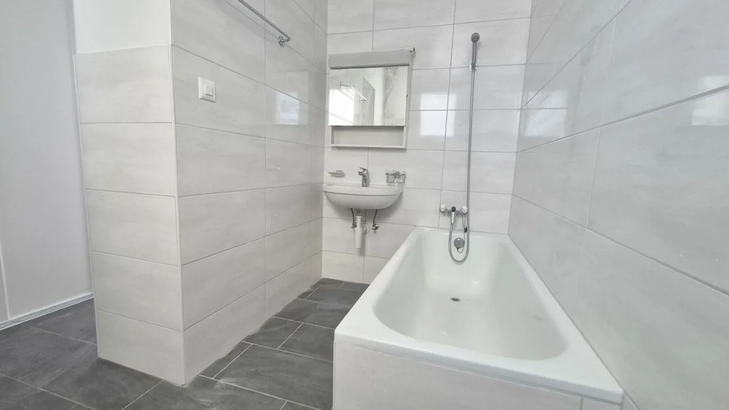 Luminoso appartamento di 3,5 stanze a Ponts-de-Martel - Foto 7 di 9