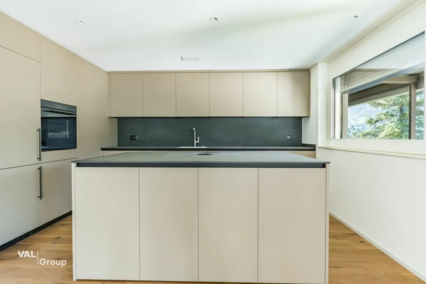 4.5-Zimmer-Wohnung mit grossem Wohnbereich und eigenem Gartenanteil - A 2.1 - Foto 4 von 13