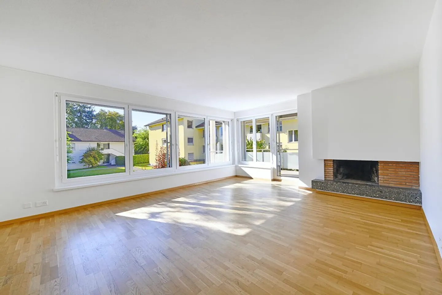 Appartement de 4,5 pièces avec balcon dans un emplacement calme à Herrliberg, favorable aux impôts - Photo 7 sur 13