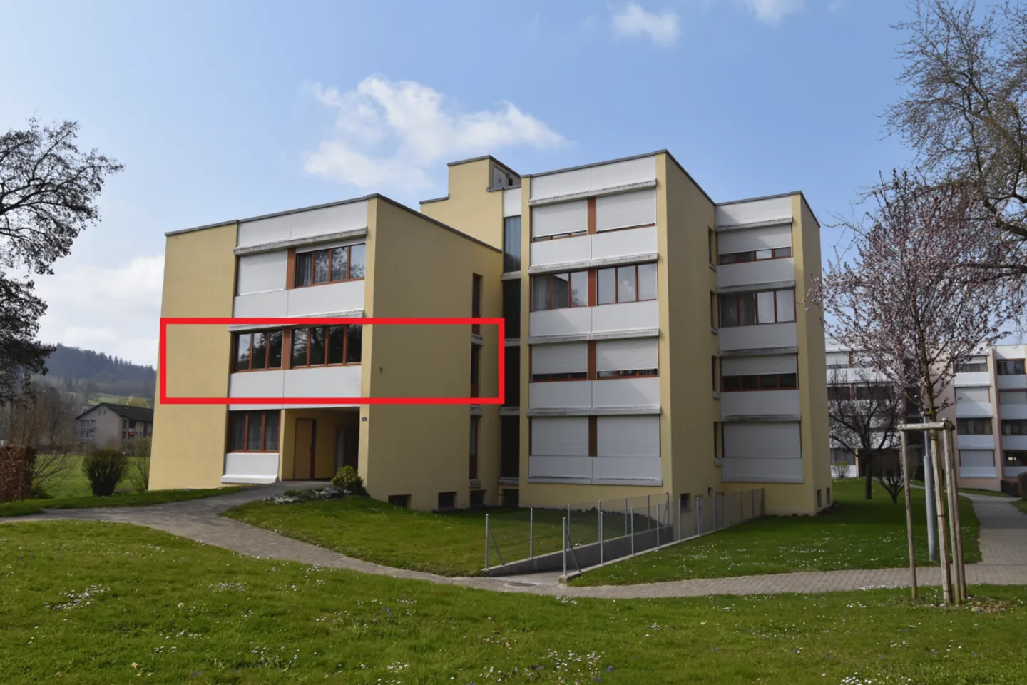 Spacious Apartment in Regensdorf - Photo 1 of 13