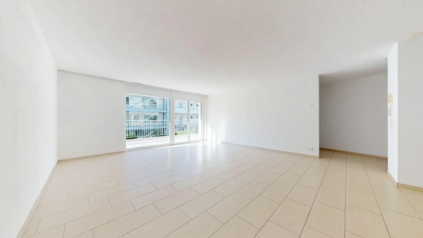 Modern 4.5 Room Apartment with Terrace & Lift in Luterbach - Photo 4 of 13