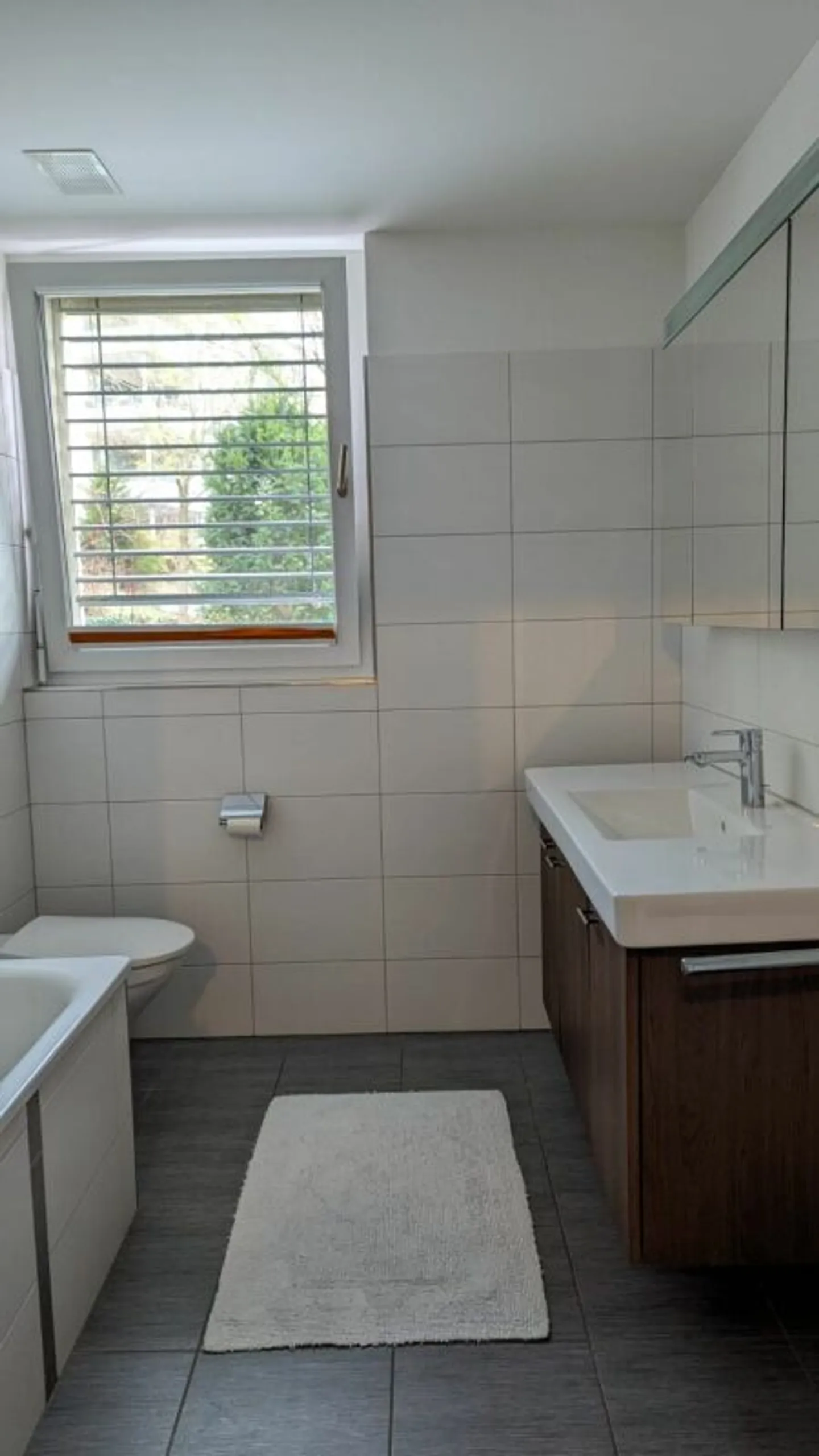 Grosszügiges Wohnen mit besonderem Wohnkomfort - Foto 5 von 5
