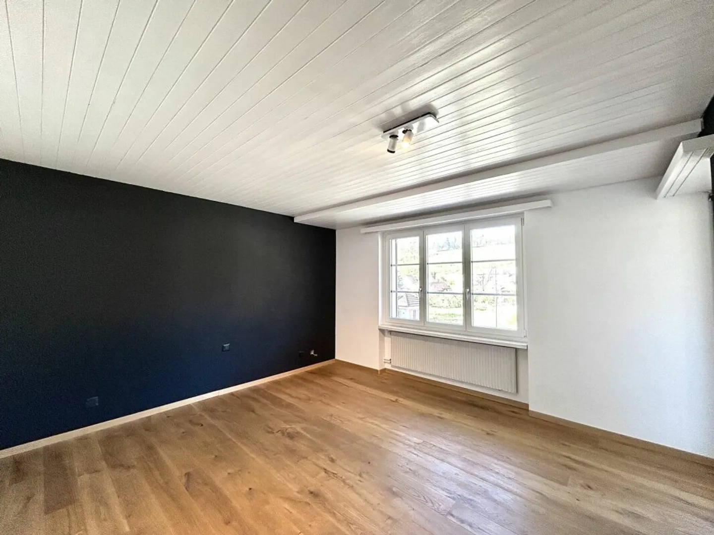 Realize your dream home with plenty of room for ideas! - Photo 9 of 13