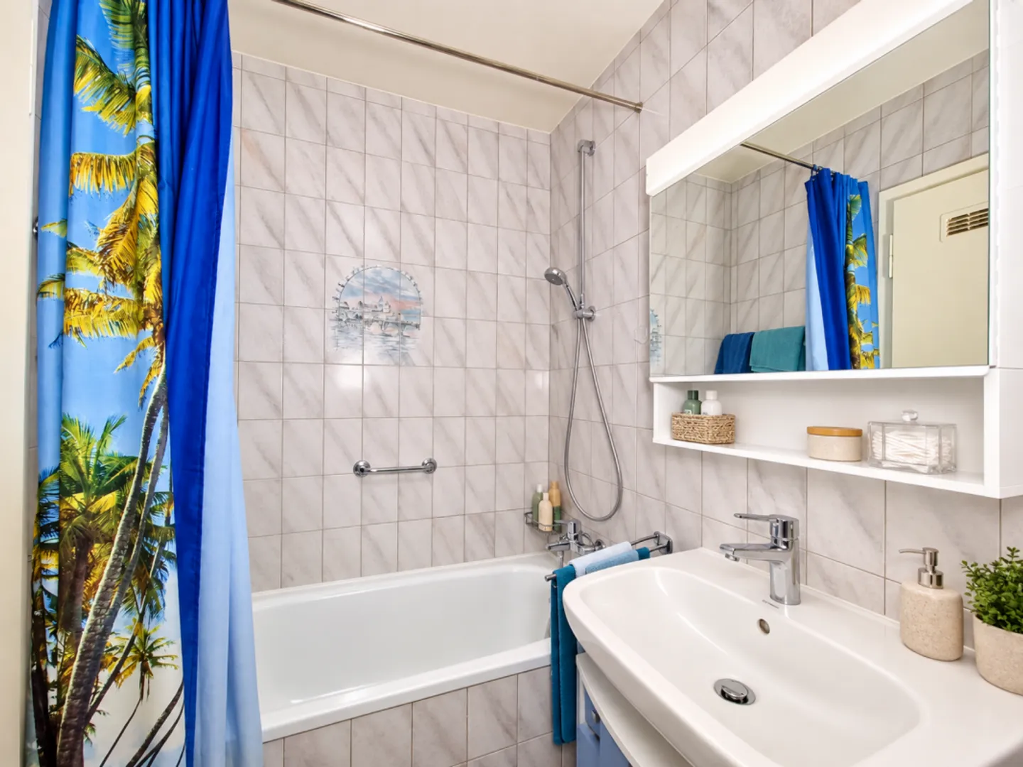 Schöne 3,5-Zimmer-Wohnung im 3. Stock mit Aufzug - Foto 6 von 7