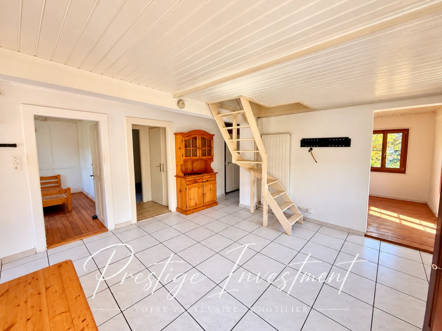 VILLA - CHALET MIT 4,5 ZIMMER - VEYRAS - Foto 4 von 12