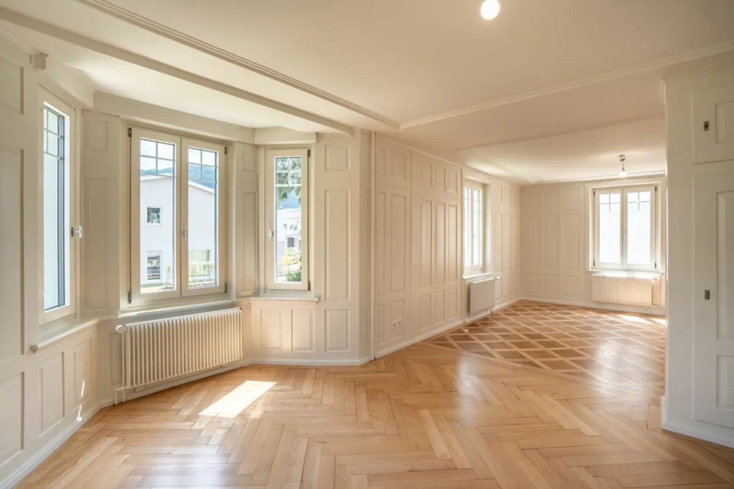 traumhaftes 6.5-Zimmer-Einfamilienhaus | Grundstücksfläche 642 m² - Foto 6 von 13