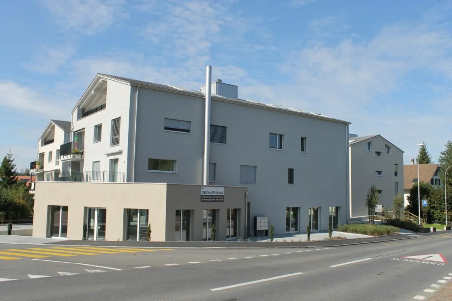 Your business in a central location in Neudorf - Photo 1 of 11