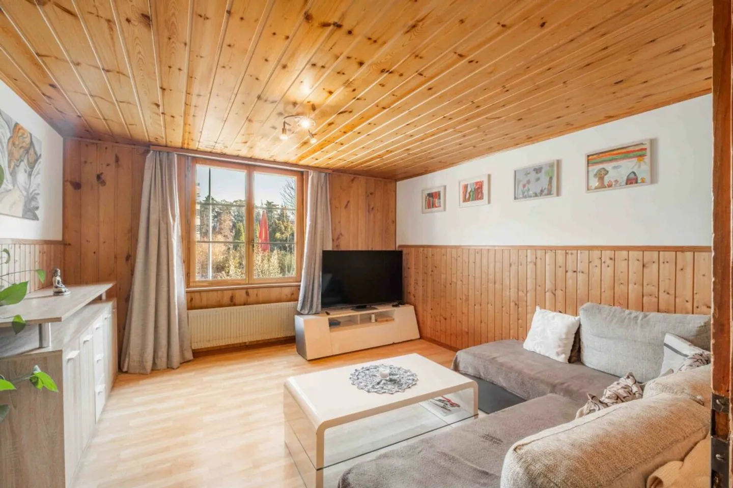 Casa bifamiliare versatile - Foto 7 di 13