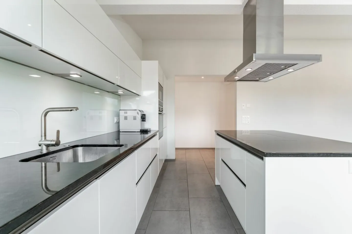 Modernes Apartment mit Wintergarten - Foto 5 von 13