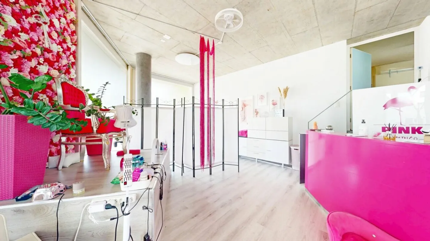 Moderne Wohnung mit Atelier in Neuenegg - Foto 12 von 13