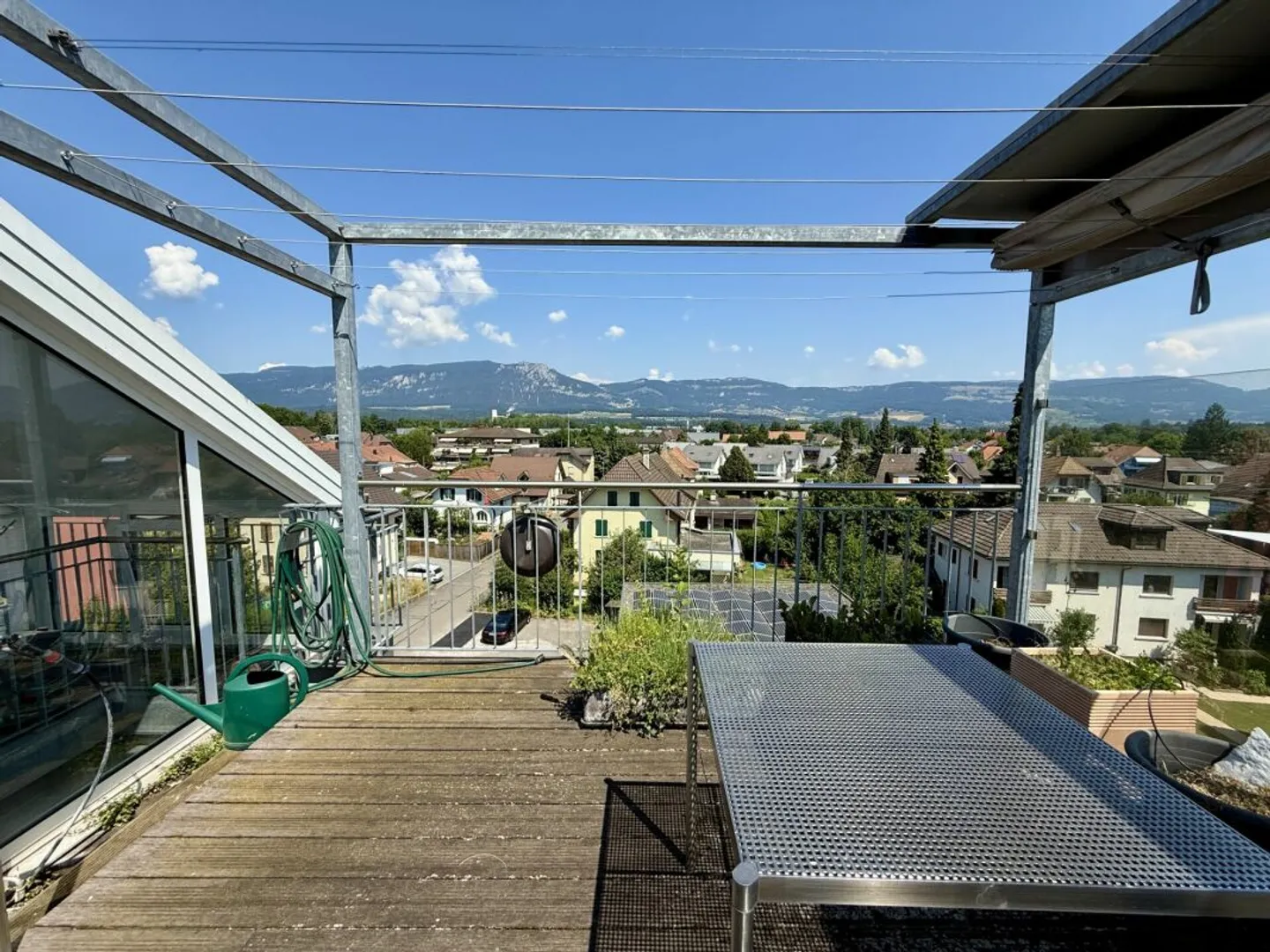 Multi-family house with commercial share and PV system in the core zone - Photo 13 of 13