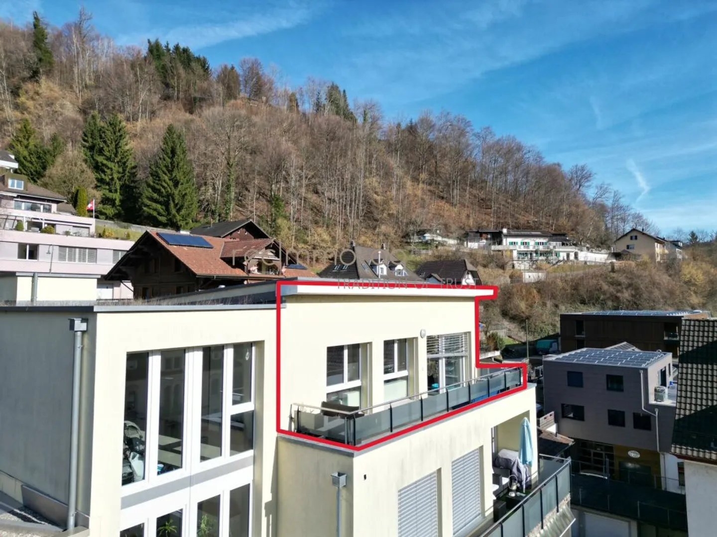 Moderno appartamento attico di 4,5 stanze con vista panoramica - Foto 1 di 8