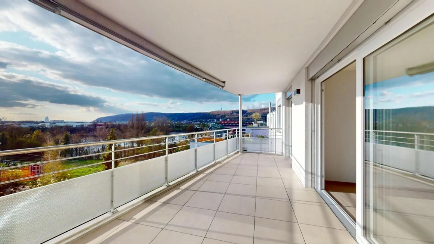 Appartamento moderno di 4,5 stanze con terrazza di 21 m² - Foto 10 di 12