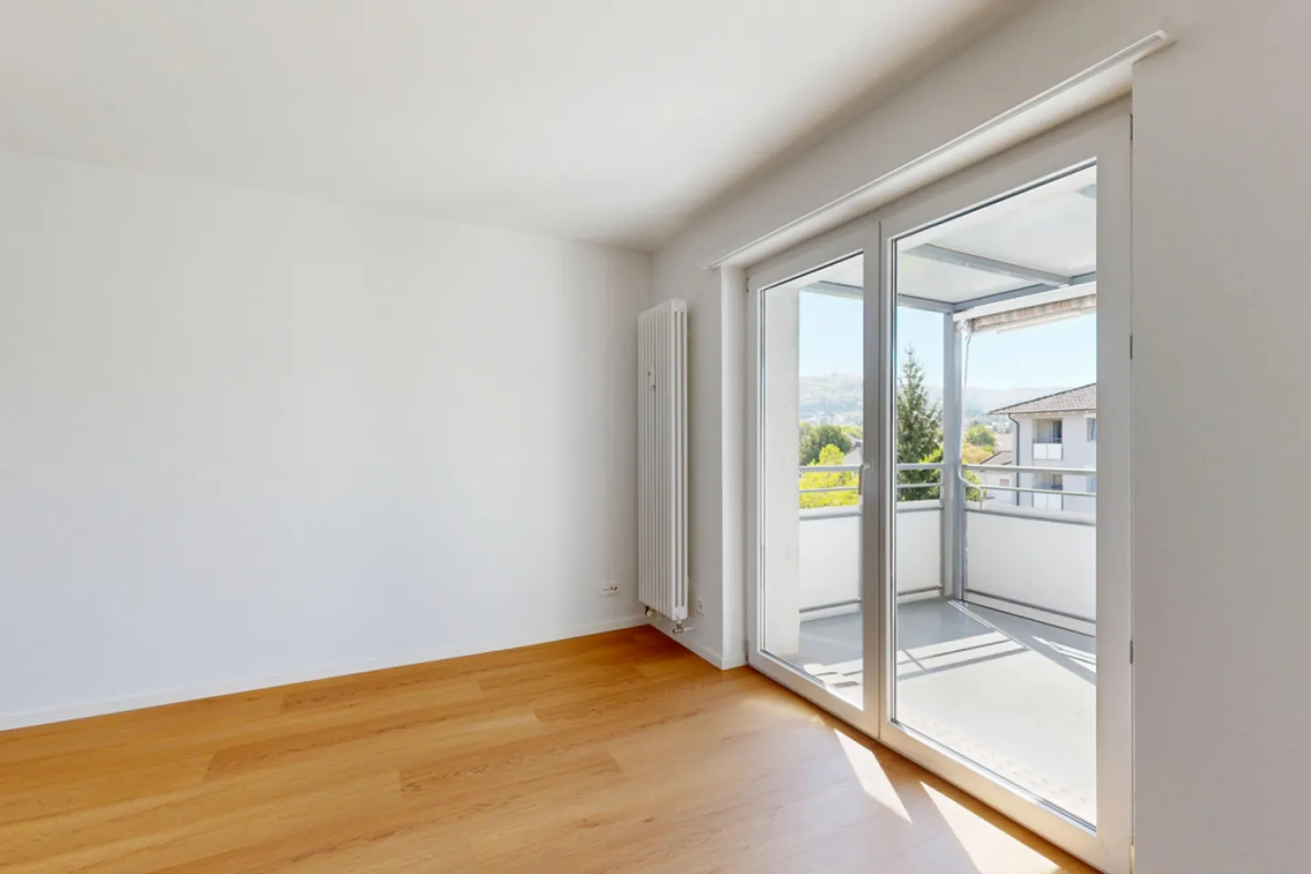 Sunny apartment in Muttenz - Photo 3 of 12
