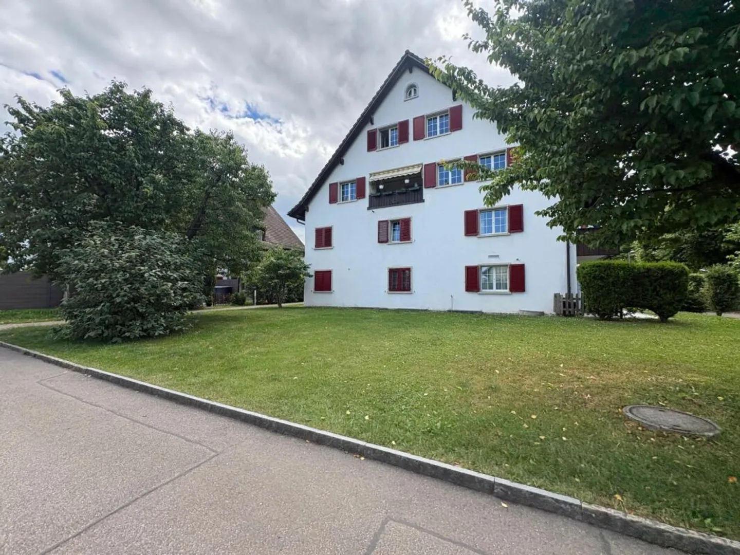 Luxus neu erleben! Exklusive Maisonette mit Garten &amp; Weitsicht - Photo 2 of 13