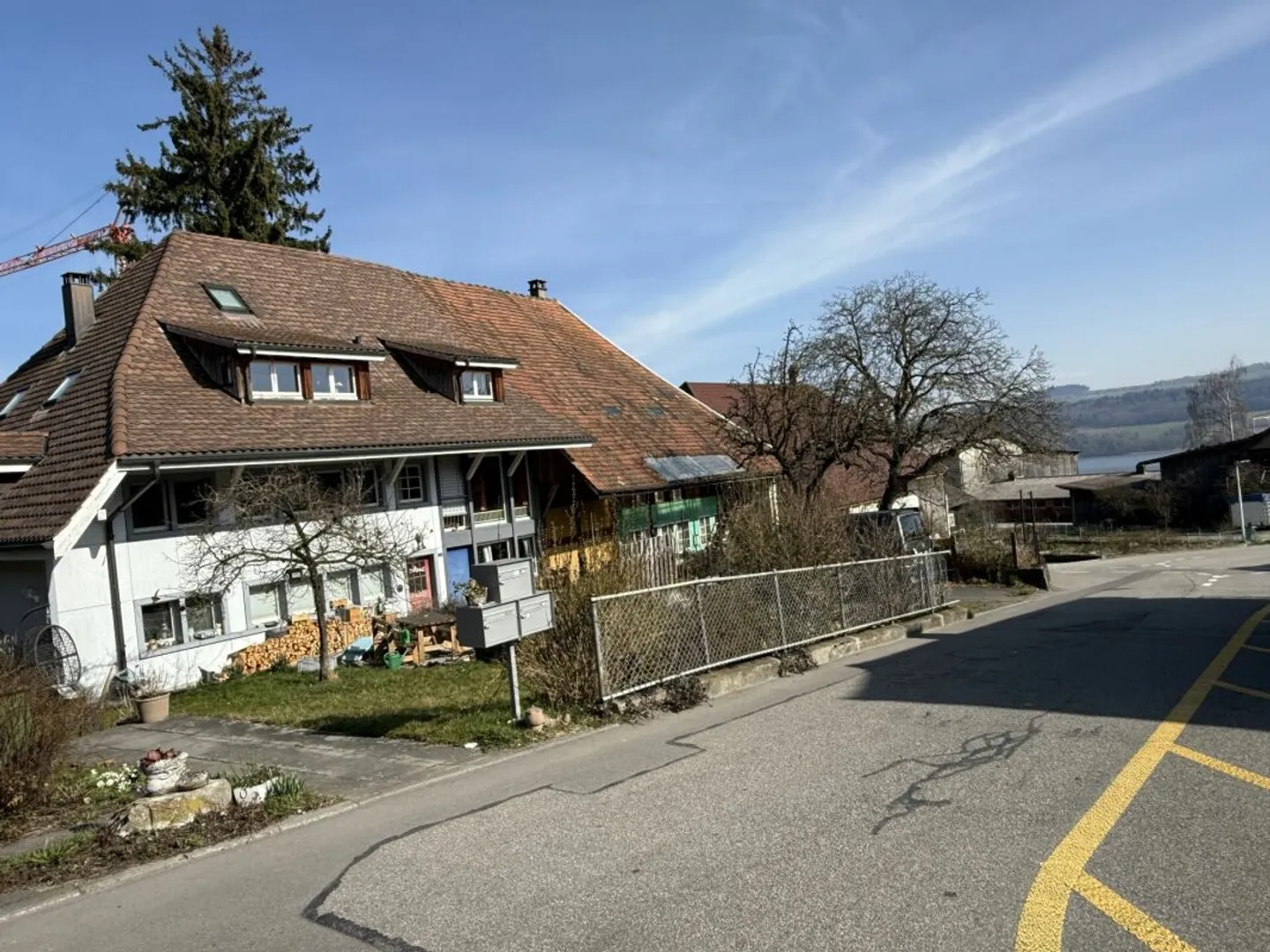 Attraktives Grundstück mit Seeblick und Entwicklungspotenzial in Beinwil am See - Foto 3 von 4