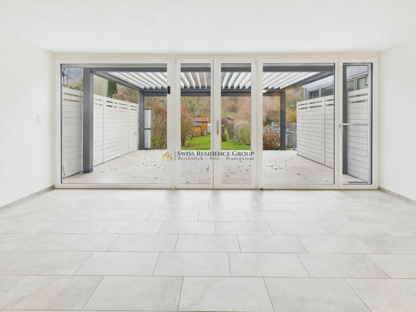 Modernes 5.5-Zimmer-Reiheneinfamilienhaus mit exklusivem Gartenjuwel - Foto 8 von 13