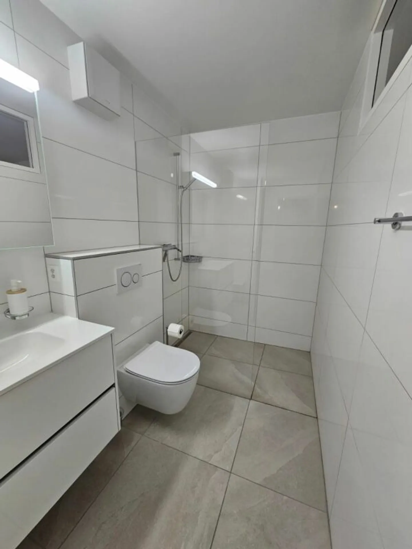 Appartement élégant 2.5 pces - Photo 4 sur 6