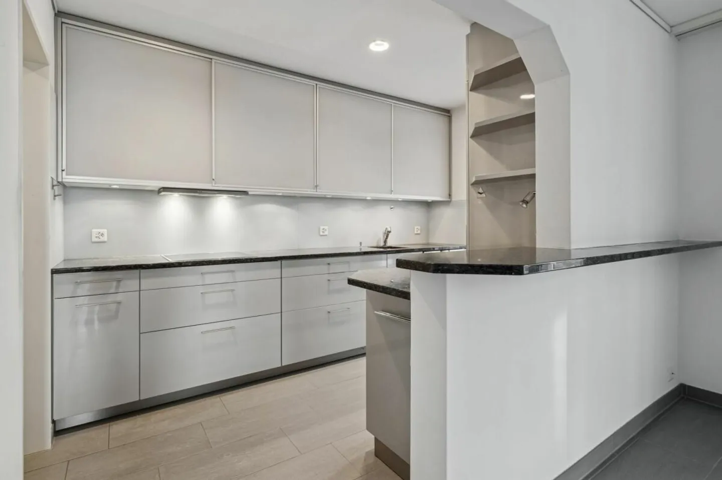 Appartement attrayant dans un emplacement de choix ! - Photo 5 sur 13