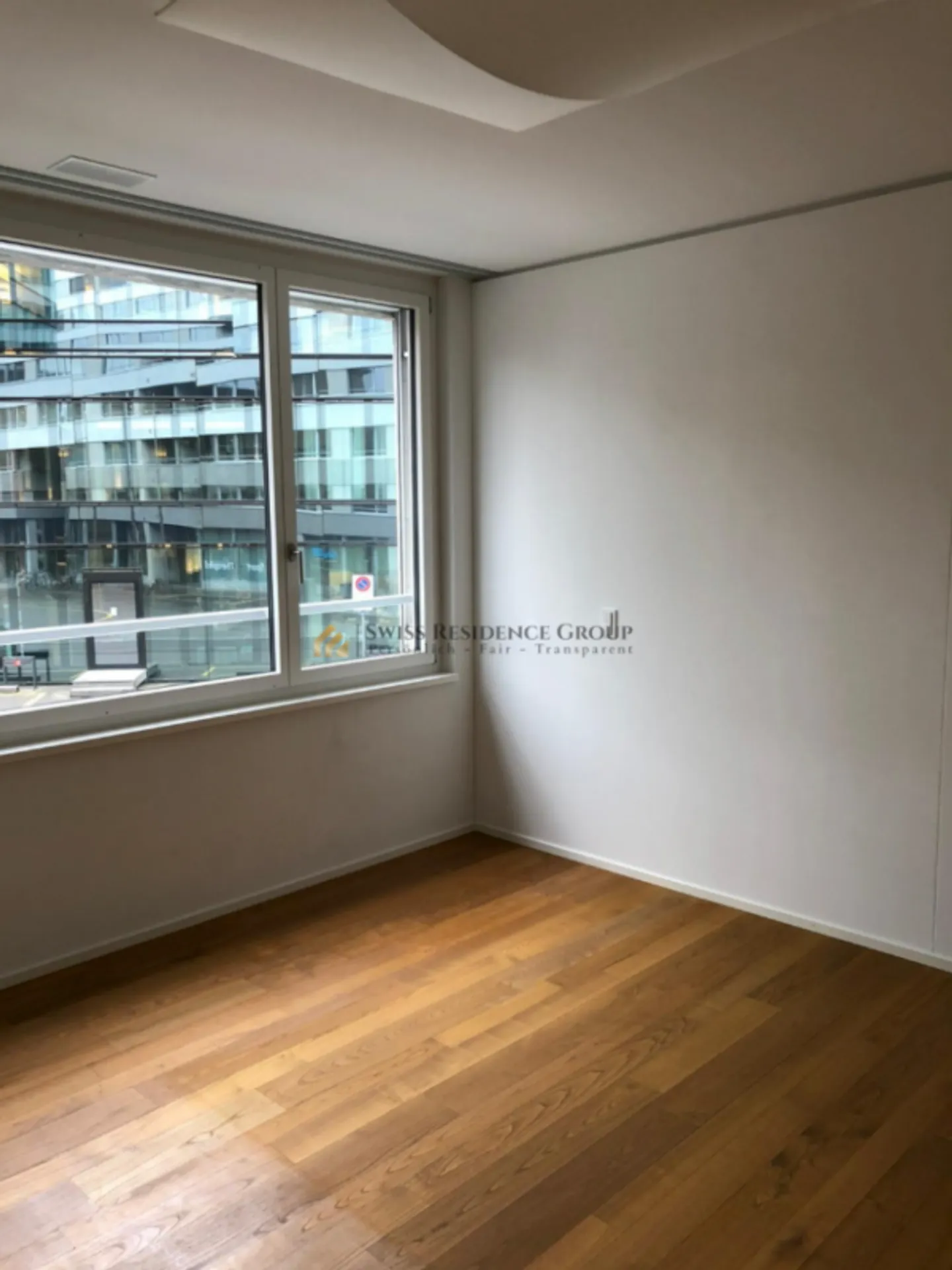 Elegant apartment with generous loggia in a privileged location in District 5 - Photo 10 of 10