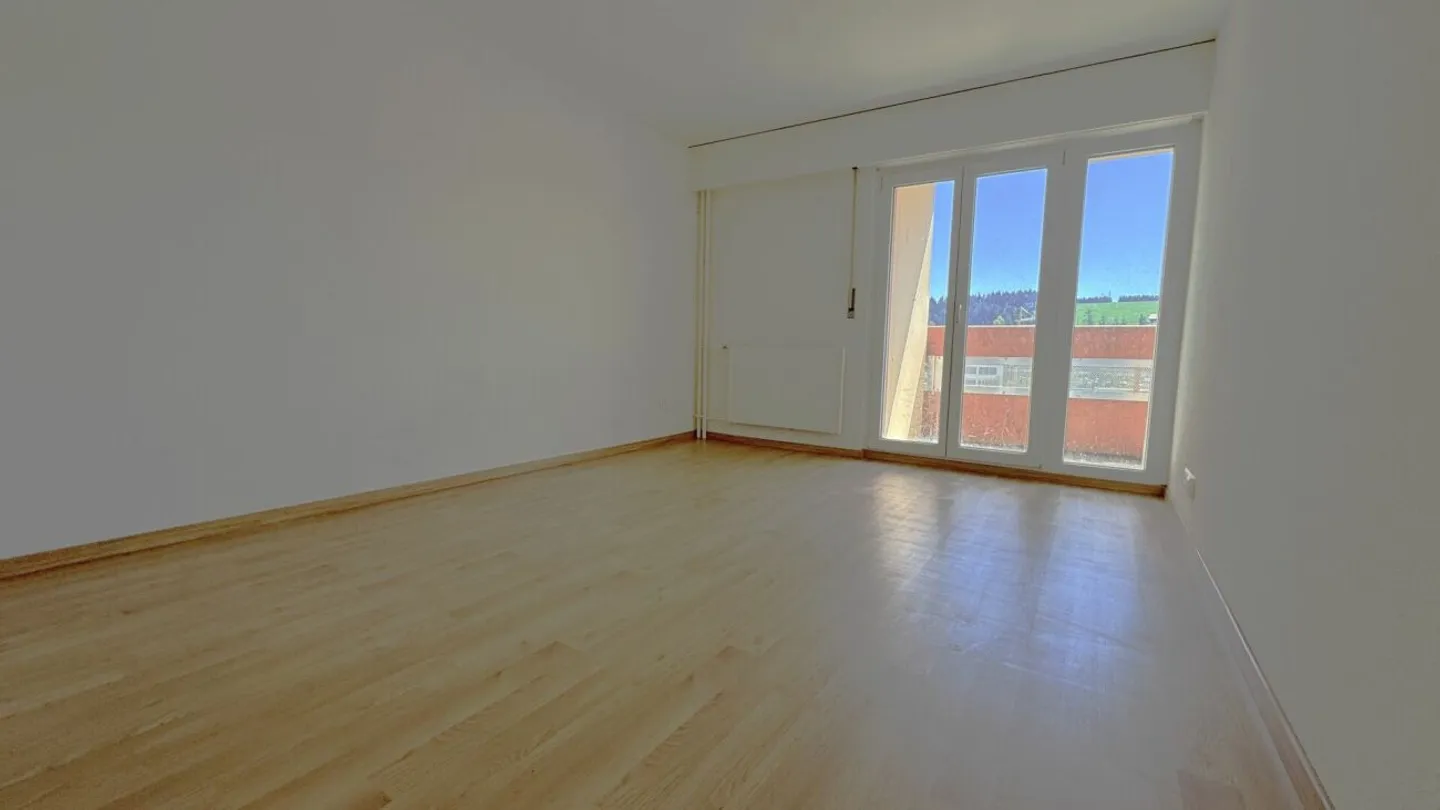 Modernes 3-Zimmer-Apartment in La Chaux-de-Fonds - Ideal für Studenten & erste Belegung nach kompletter Renovierung - Foto 3 von 13
