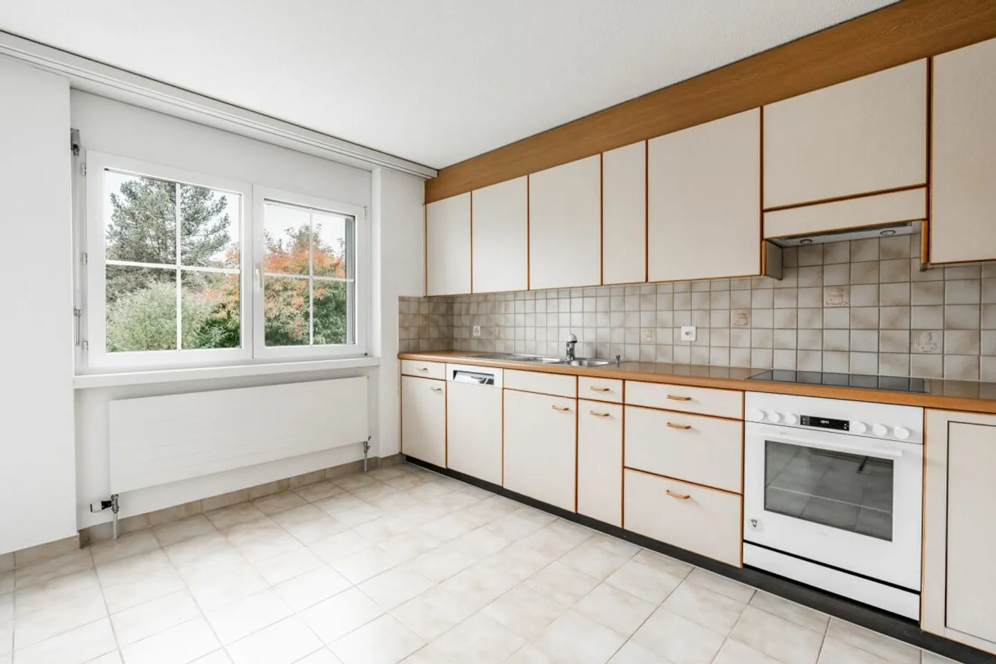 Appartamento giardino luminoso in una posizione tranquilla e soleggiata - Foto 8 di 11