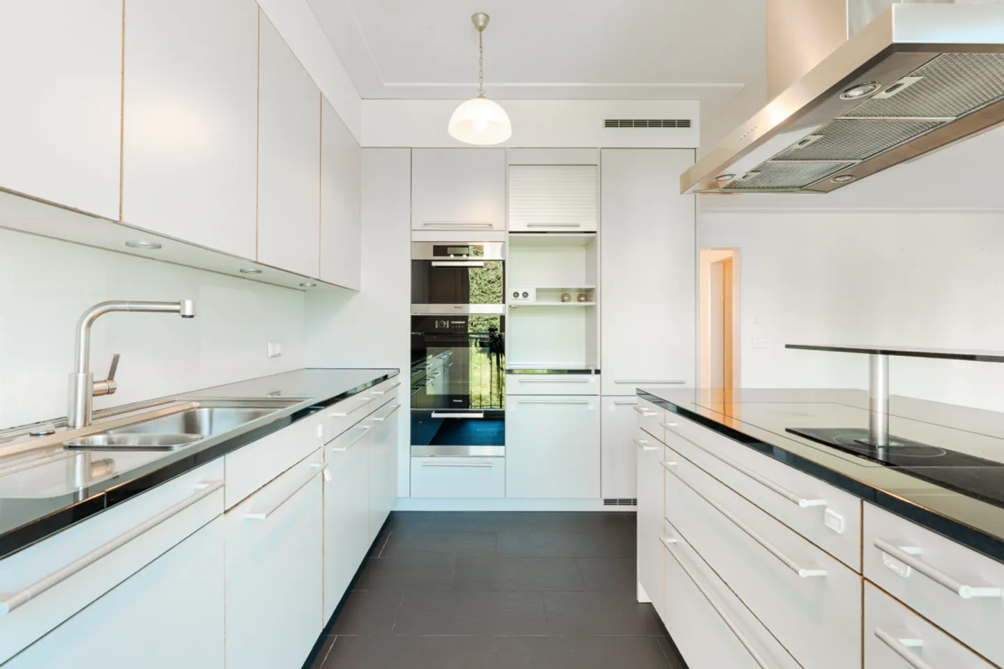 Tivoli Residence Lucerne - the residential jewel on Lake Lucerne - Photo 3 of 13