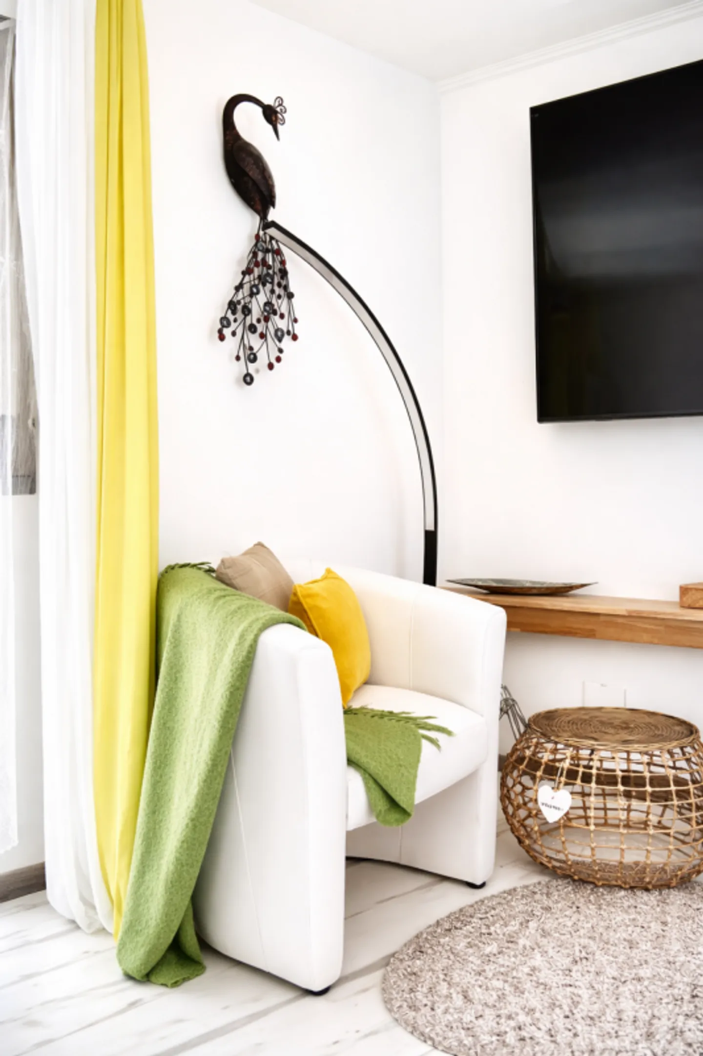 NELLE IMMEDIATE VICINANZE DEL LAGO - Foto 7 di 9