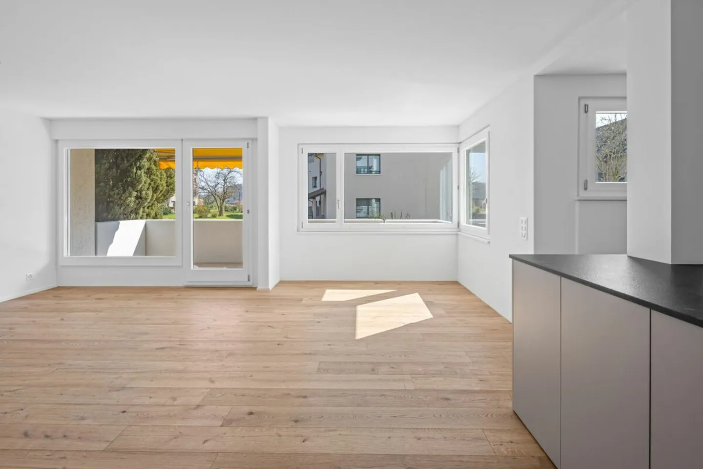 Modernes Apartment in Sempach - Foto 2 von 13