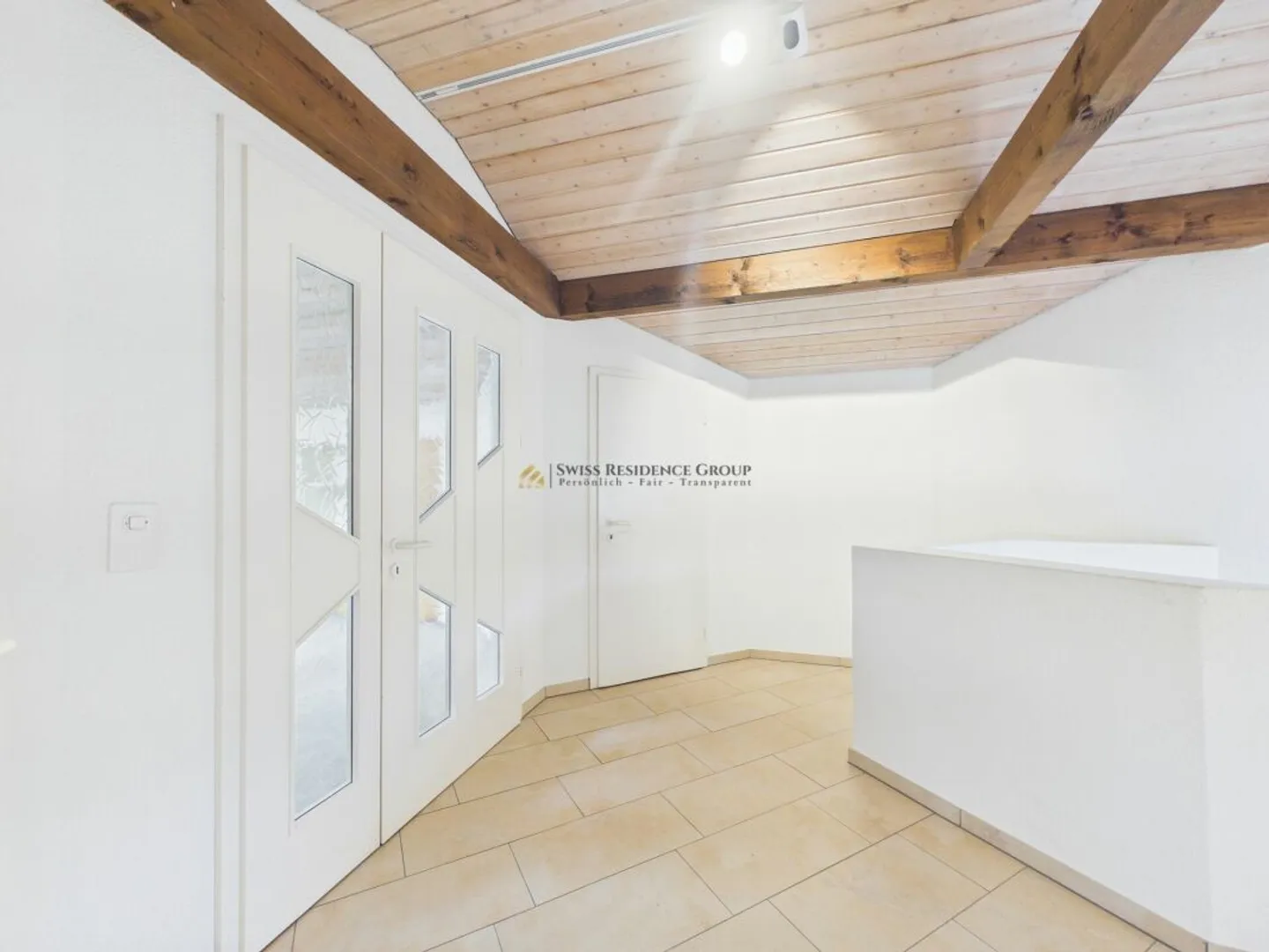 Maison individuelle avec grand terrain et parcelle agricole adjacente - Photo 11 sur 13