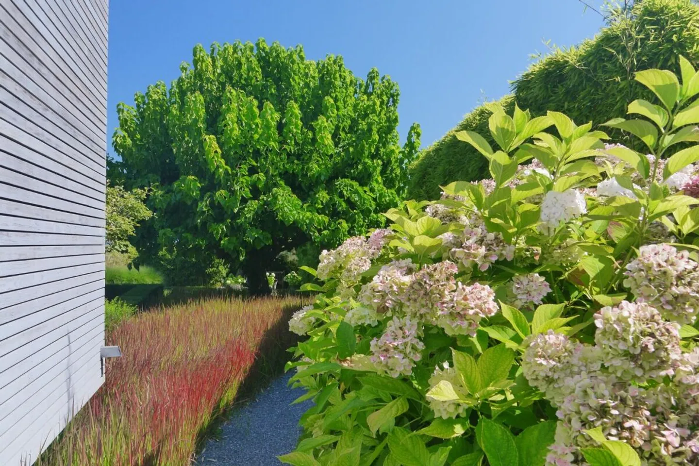 Villa moderne avec accès au lac, piscine et bien-être - Photo 8 sur 11