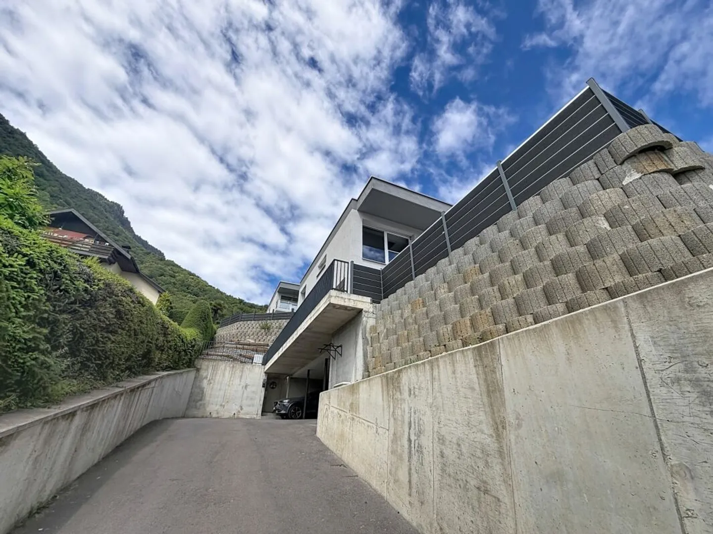 Sublime villa a schiera di 4,5 stanze a Vouvry! - Foto 2 di 13