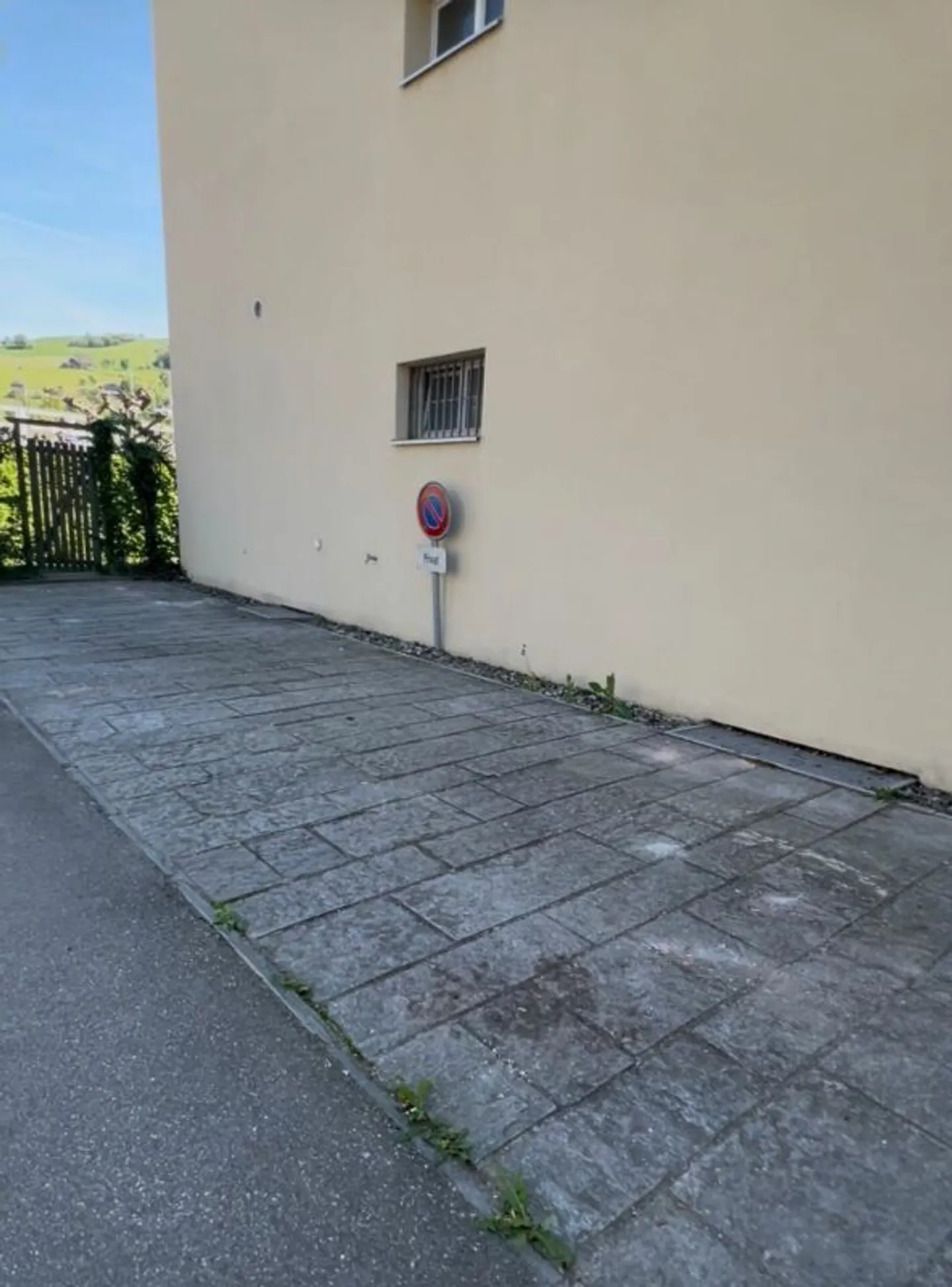 Außenparkplatz - Foto 1 von 1