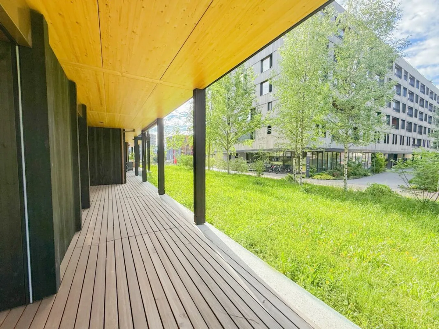 Appartement en rez-de-chaussée exclusif avec des possibilités d'utilisation polyvalentes - Photo 5 sur 13