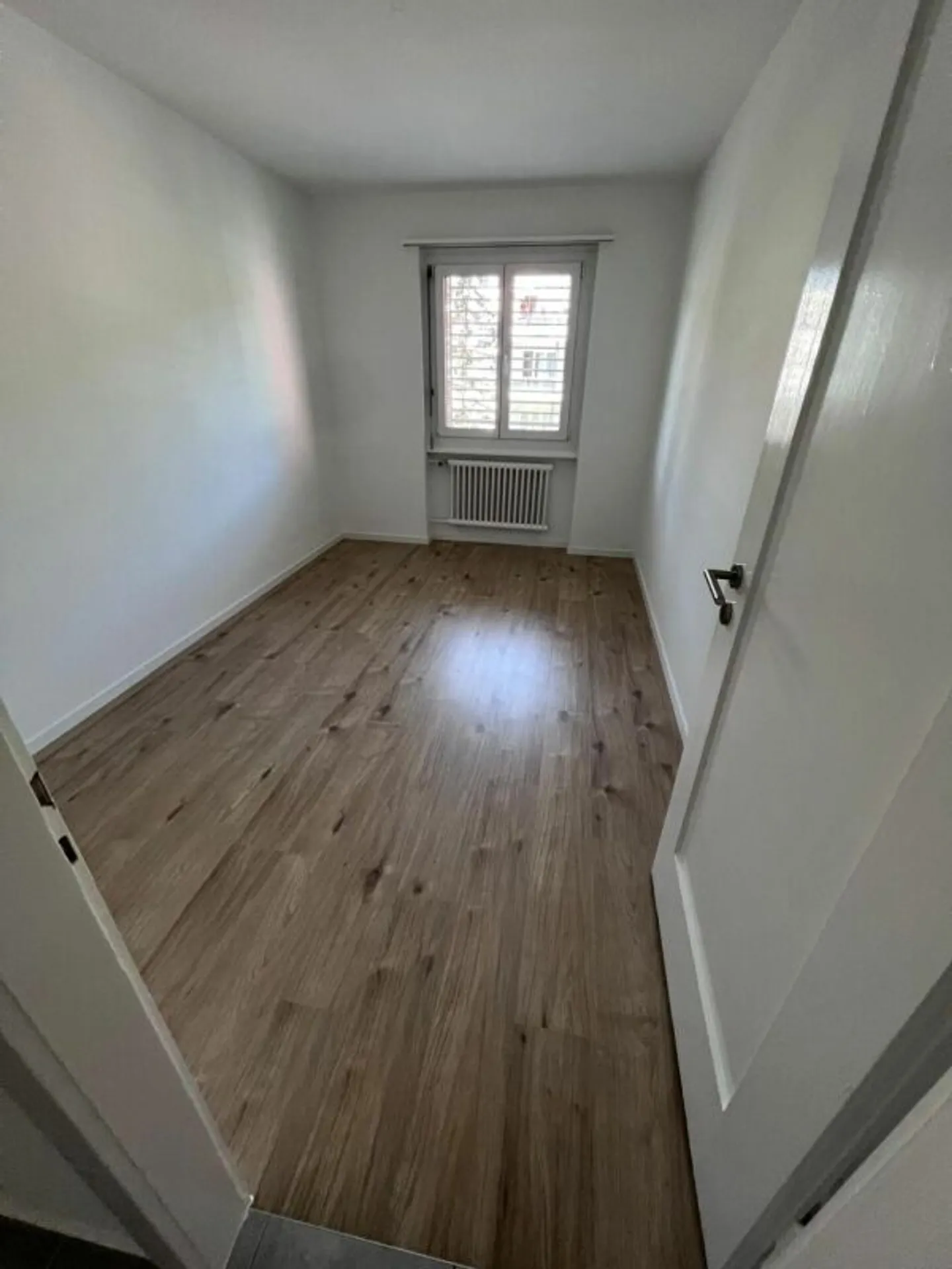 Neu rennovierte und moderne 4 Zimmerwohnung in Aarburg - Foto 5 di 10