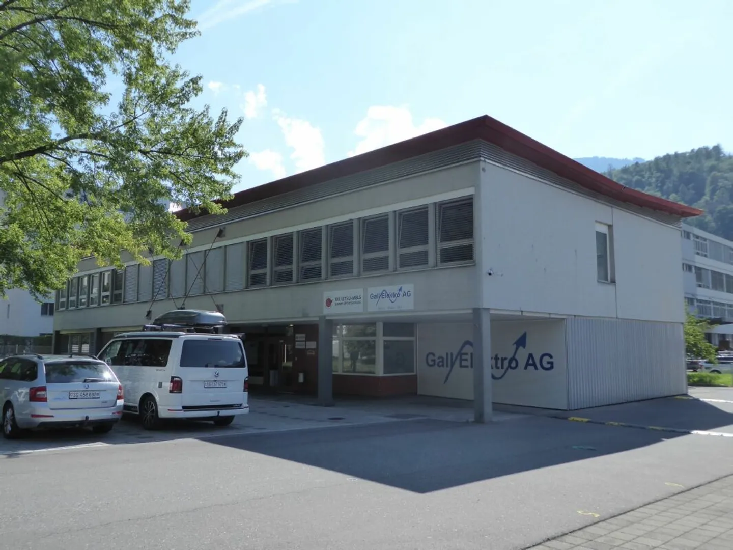 Uffici e spazi commerciali in una posizione ben collegata - Foto 10 di 13