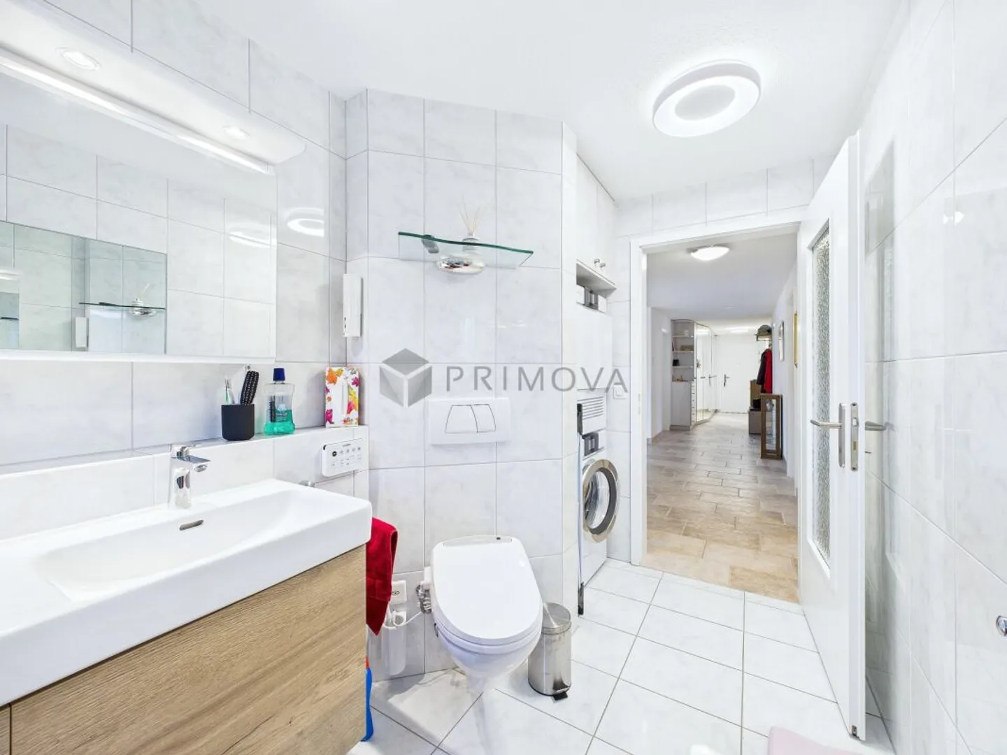 Sogno abitativo esclusivo: albe e panorama sul lago Sihl! - Foto 12 di 13