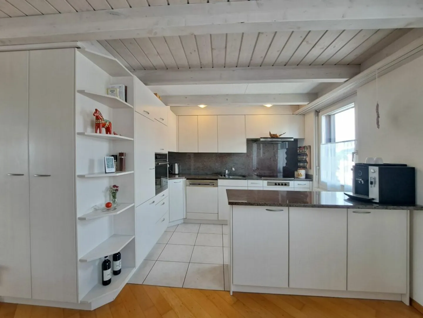 Stylish living with a view: 5.5-room maisonette penthouse in Weinfelden - Photo 5 of 12