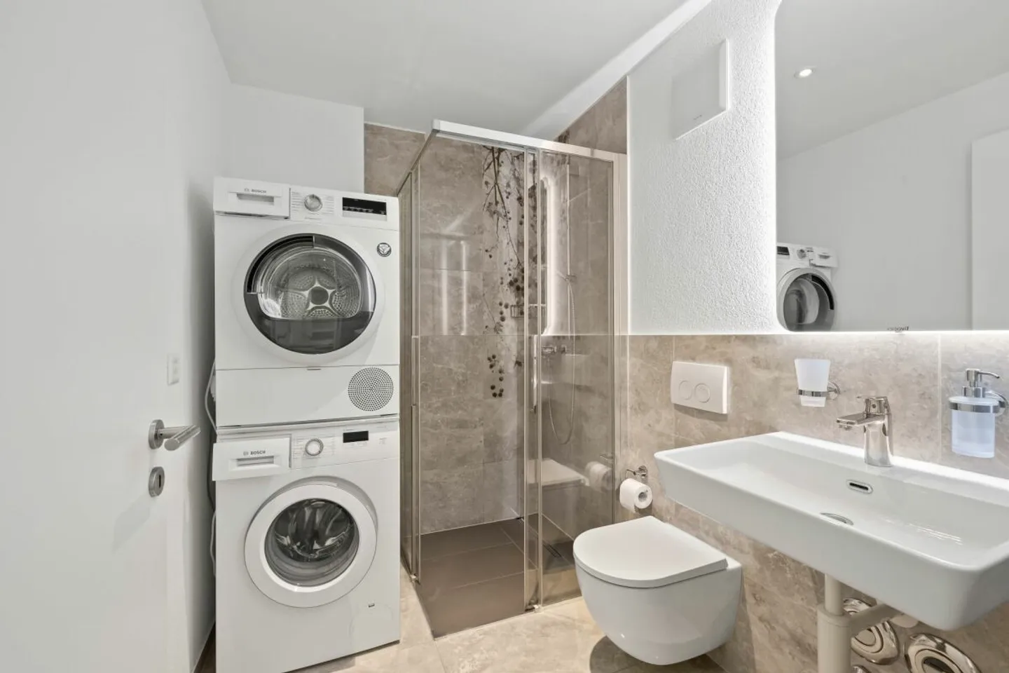 Sunny 3.5-room apartment in a central location - Photo 11 of 13