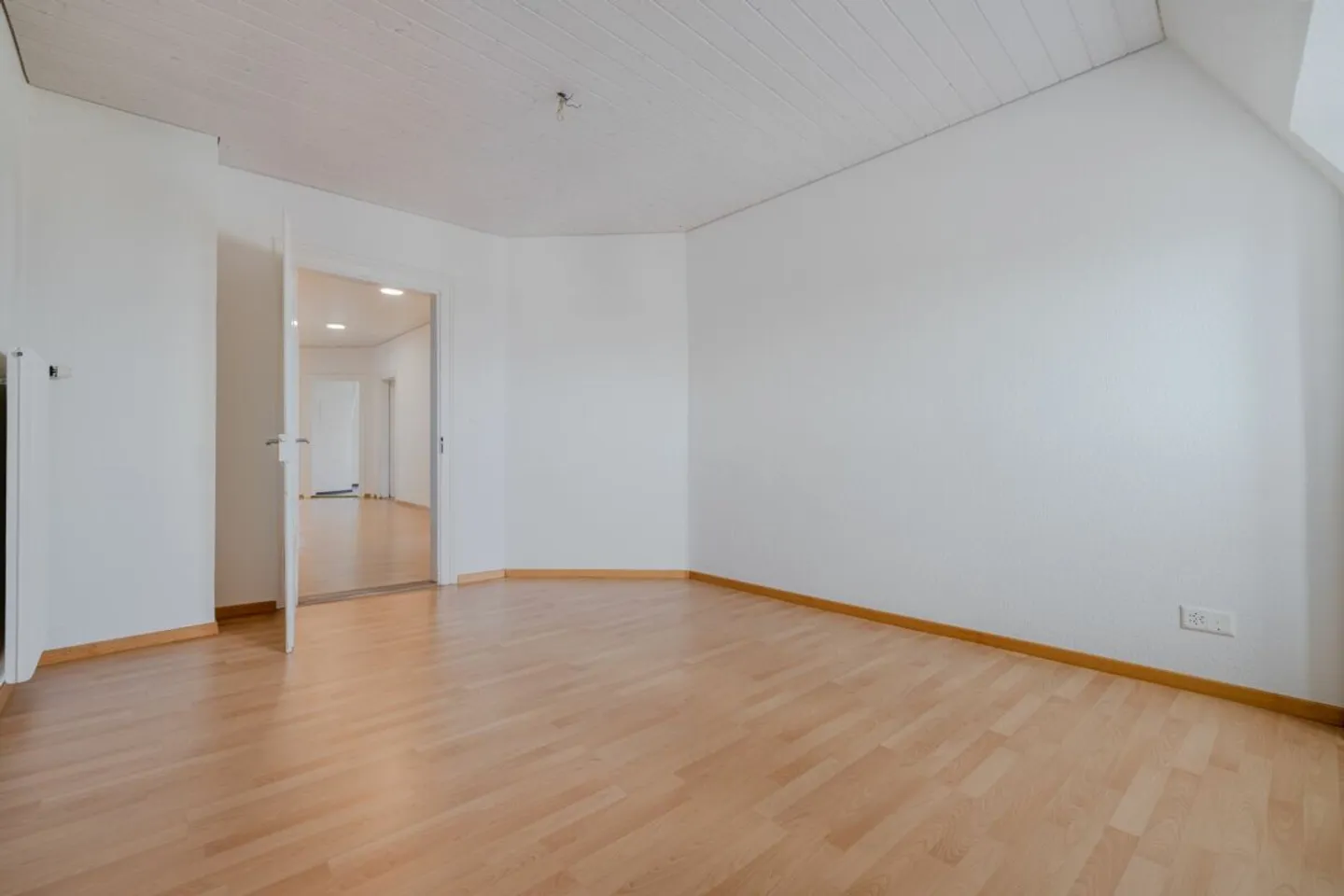Einzigartige Dachwohnung in Seenähe - Photo 13 sur 13