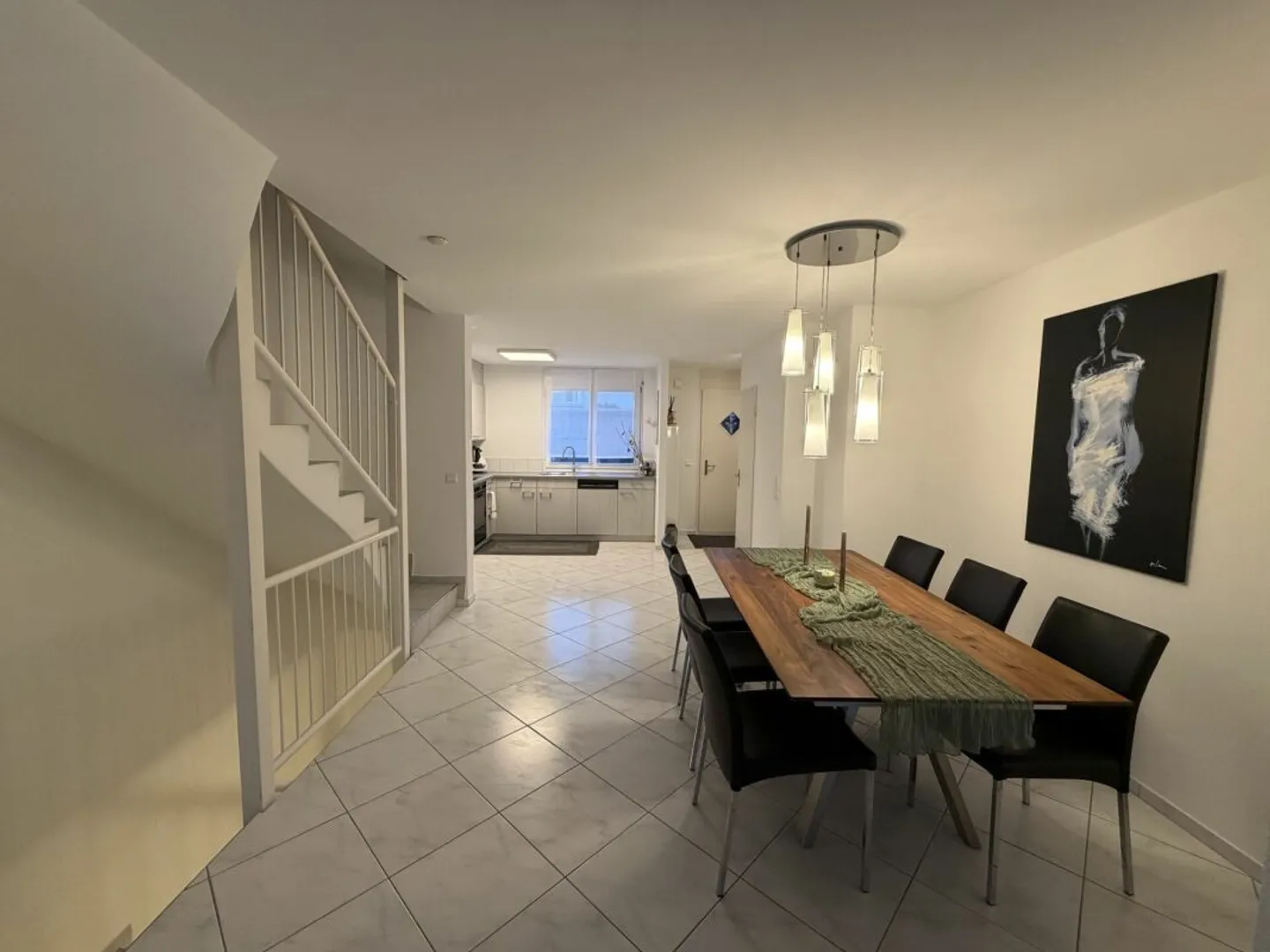 Maison de ville centrale - Photo 2 sur 13