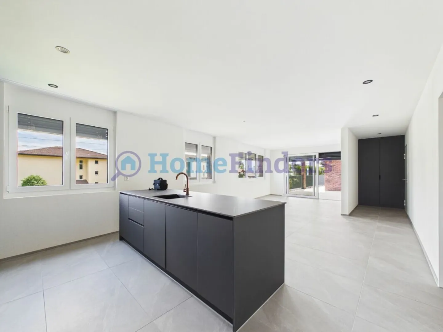 Modernes Apartment mit grosser Terrasse - Foto 4 von 11
