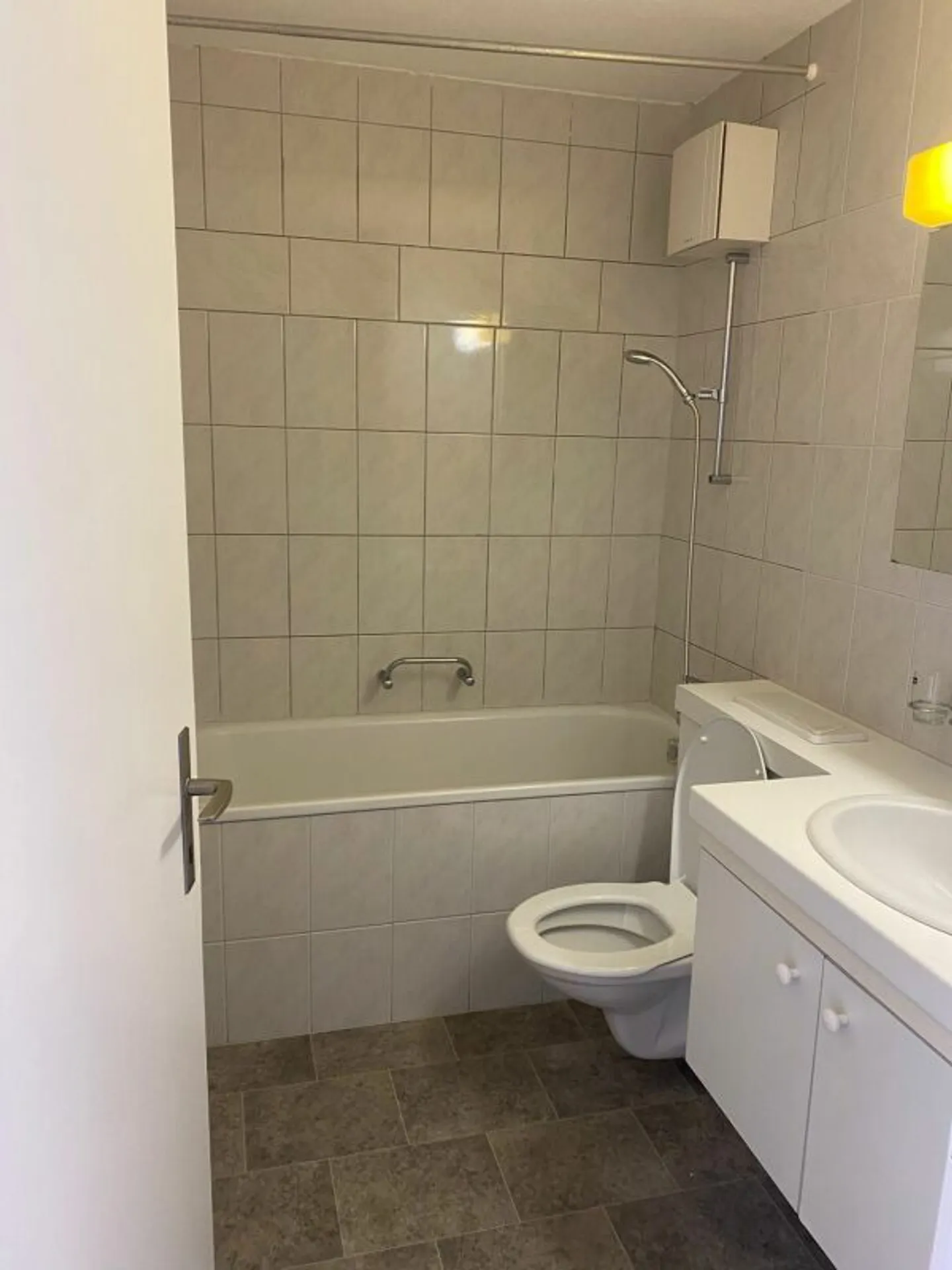 Schöne 3.5-Zimmerwohnung zu vermieten - Photo 9 sur 11