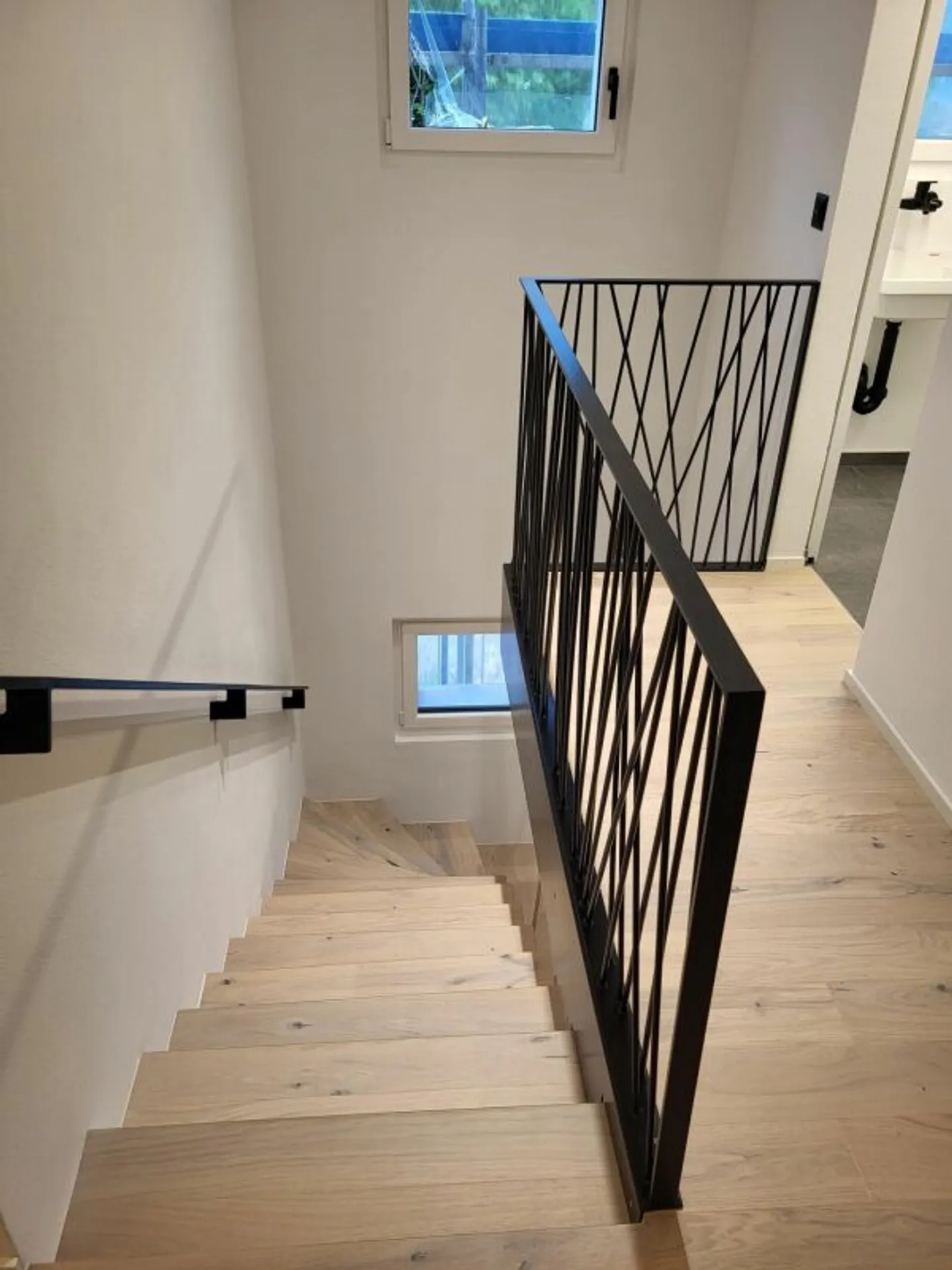Moderne Maisonette-Wohnung mit Bergsicht - Photo 10 sur 13
