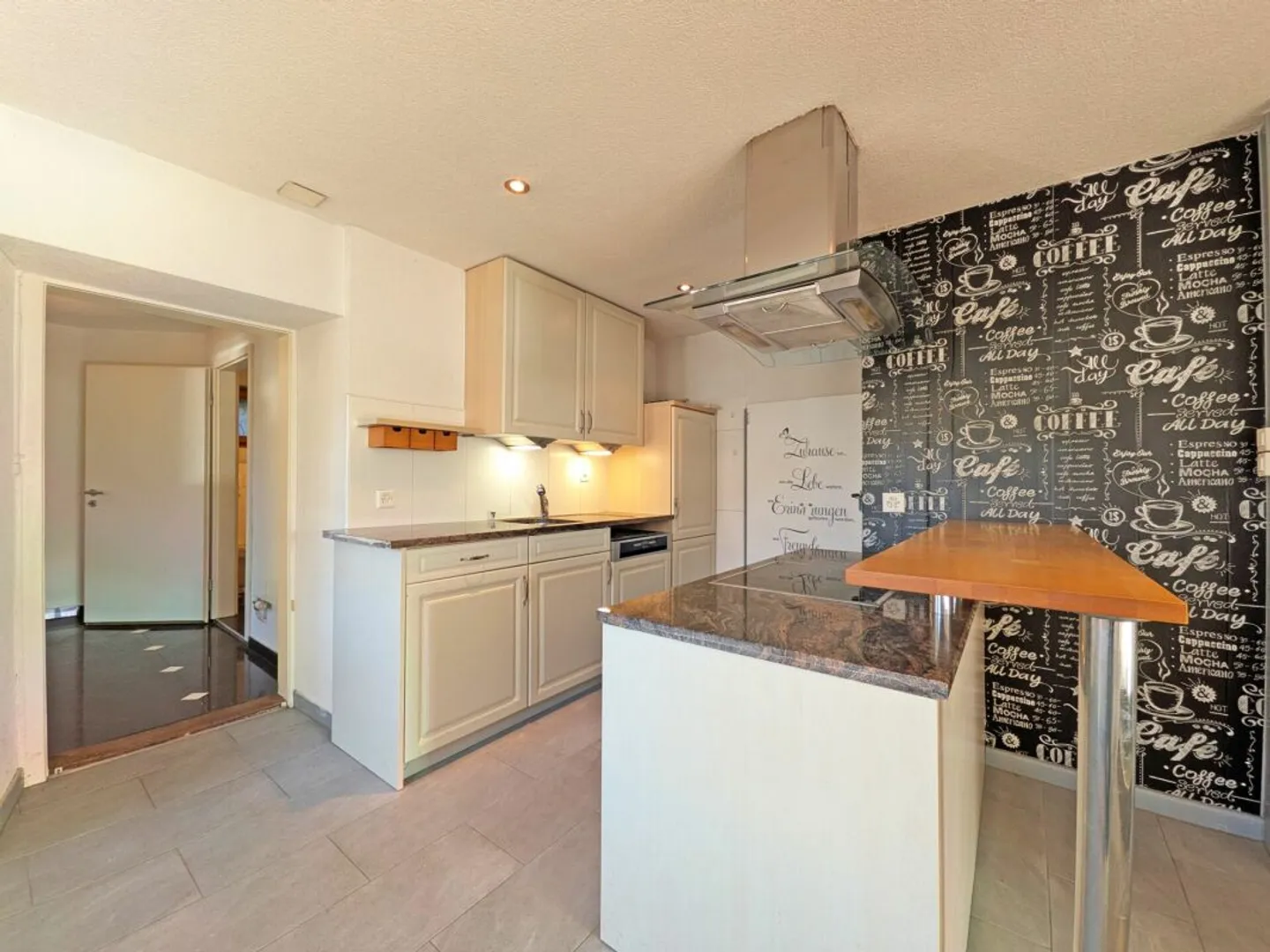 Affascinante casa unifamiliare a Erschwil - Foto 2 di 11