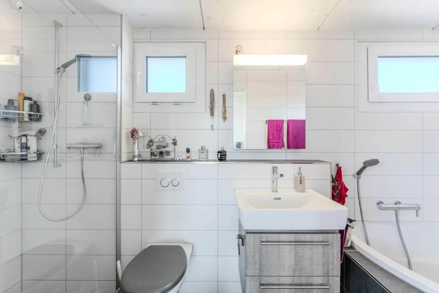 Modernes Einfamilienhaus mit Aussicht - Foto 10 von 13