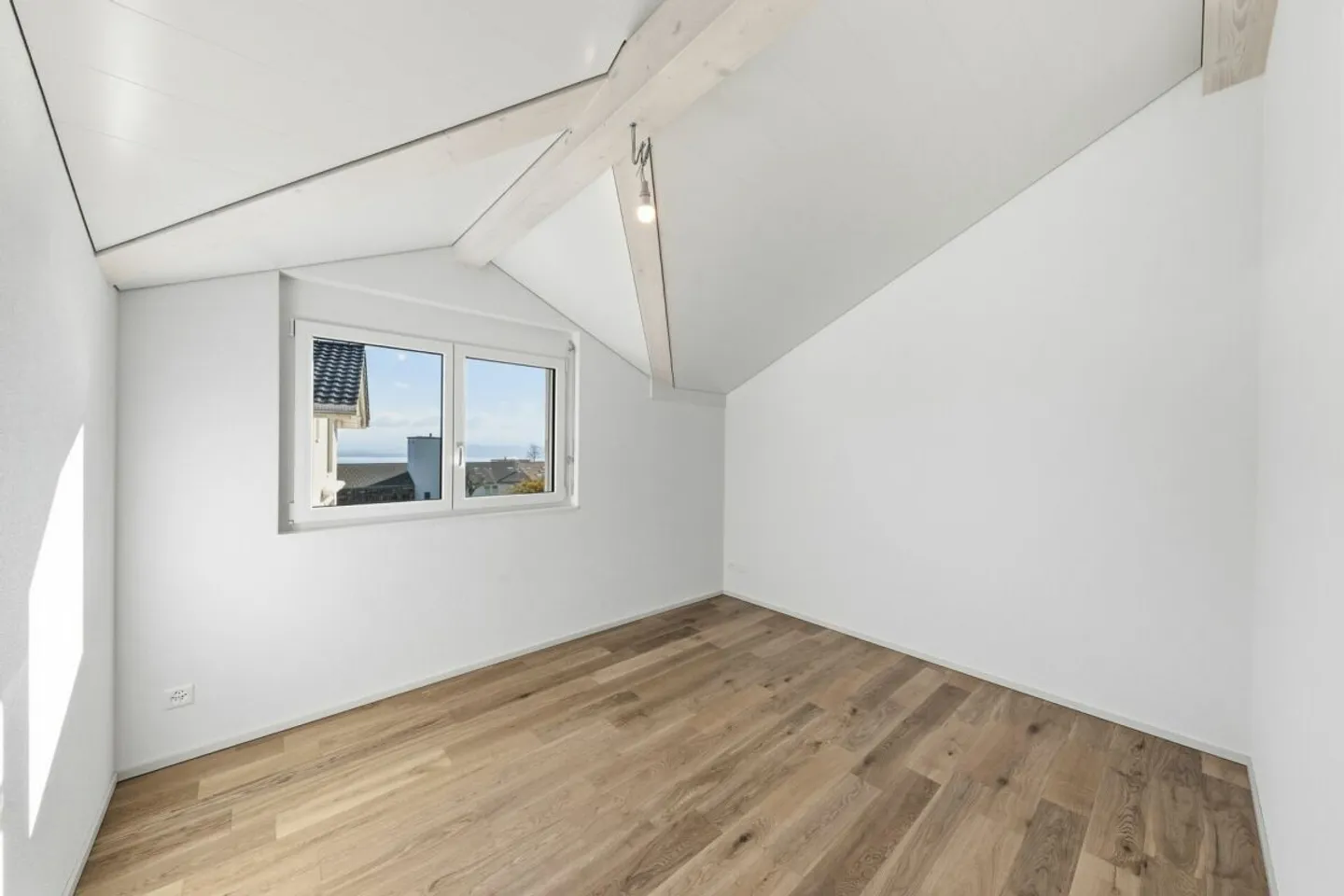 Schöne neue Einzelvilla mit 5,5 Zimmern! - Foto 12 von 13