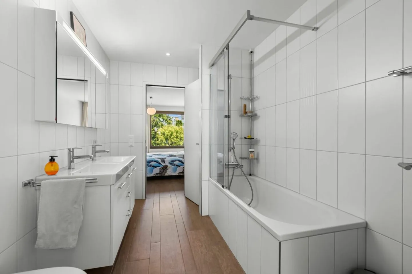 Casa Familiare Moderna con Vista Lago - Foto 8 di 13