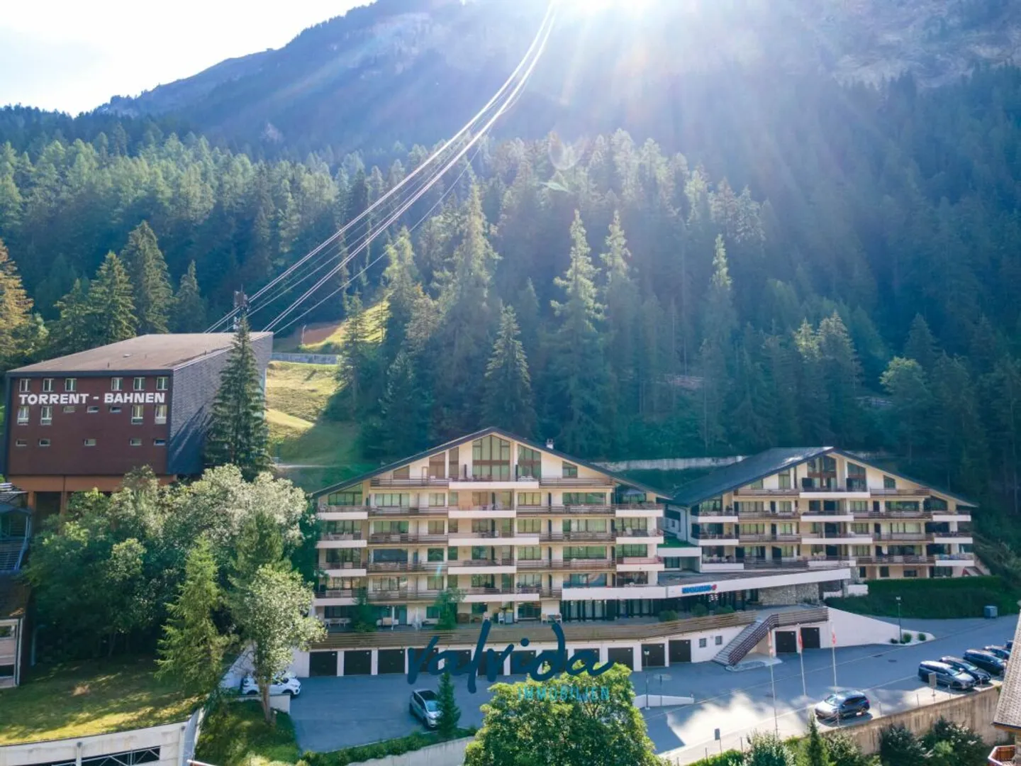 Panorama. Montagnes. Leukerbad. - appartement spacieux de 1,5 pièce dans un emplacement privilégié - Photo 1 sur 13
